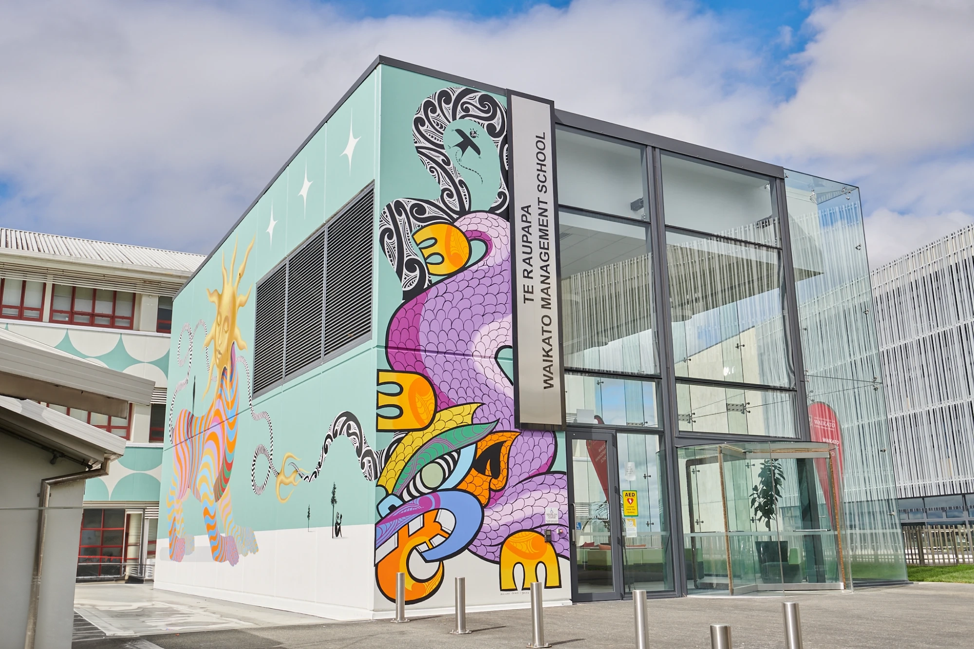 colourful-artwork-on-wms-building