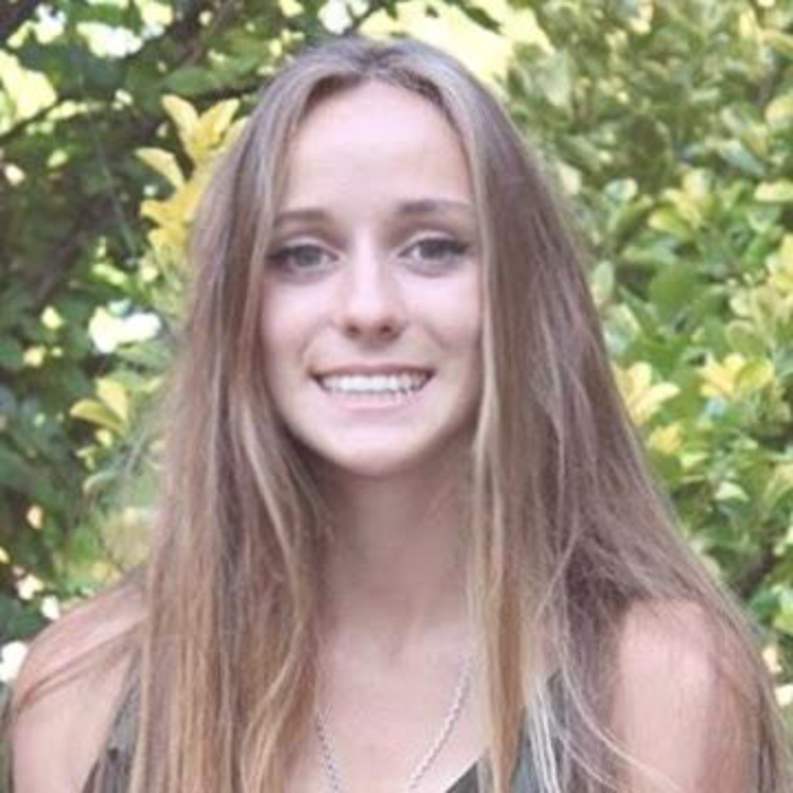 PhD student Léa Cassé