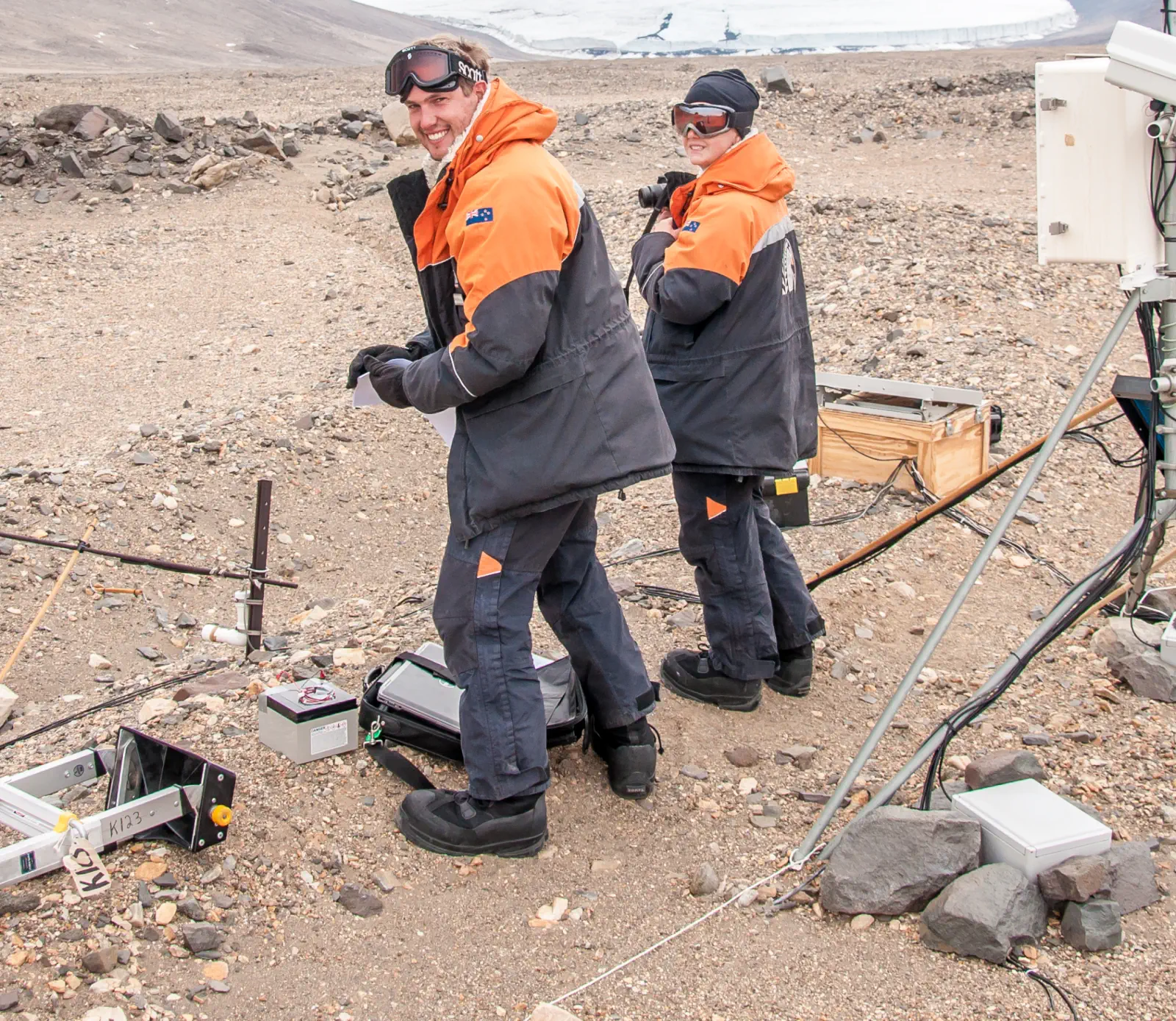 people-conducting-research-on-antarctica-mobile